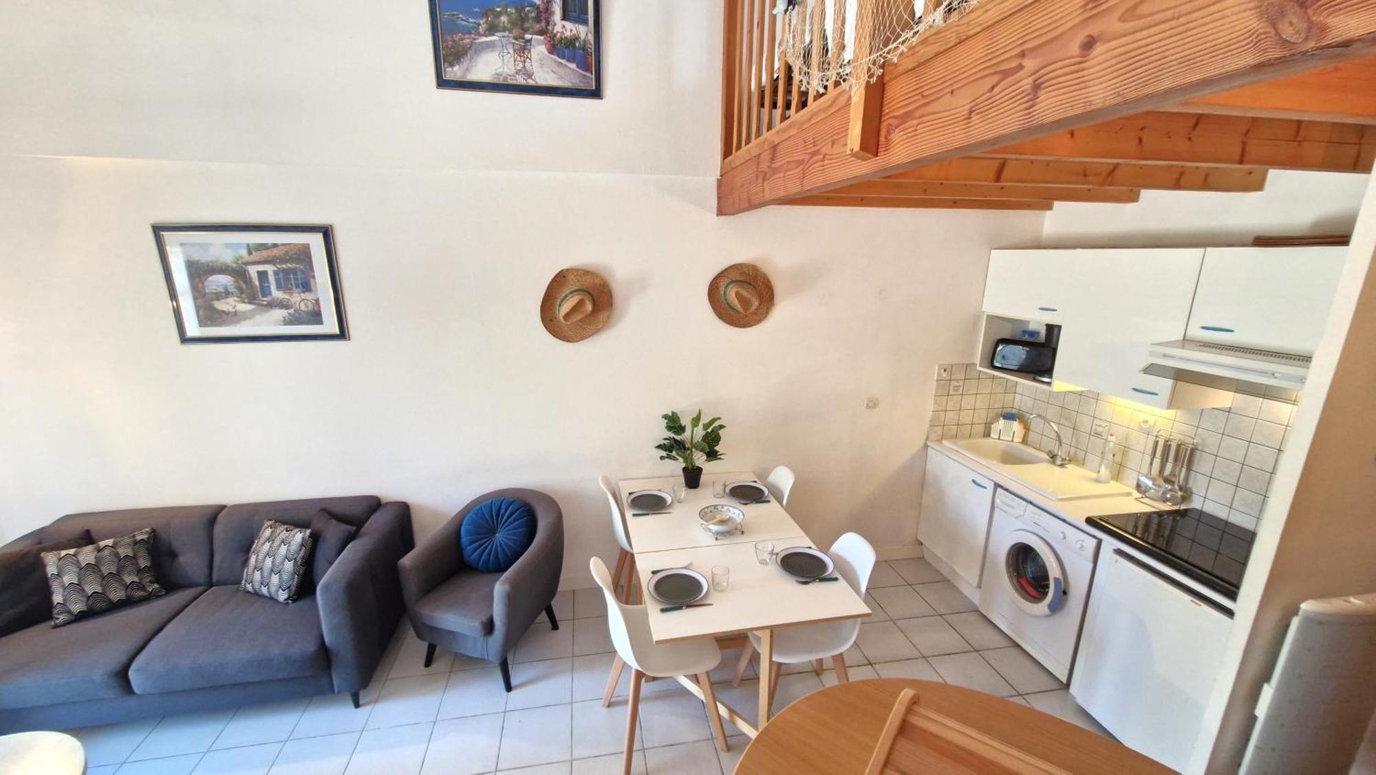 Meschers Sur Gironde - Maisonnette De Vacances - Terrasse - Proche Plage Exteriör bild